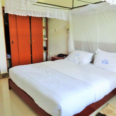 Arc Hotel Morogoro Стая снимка